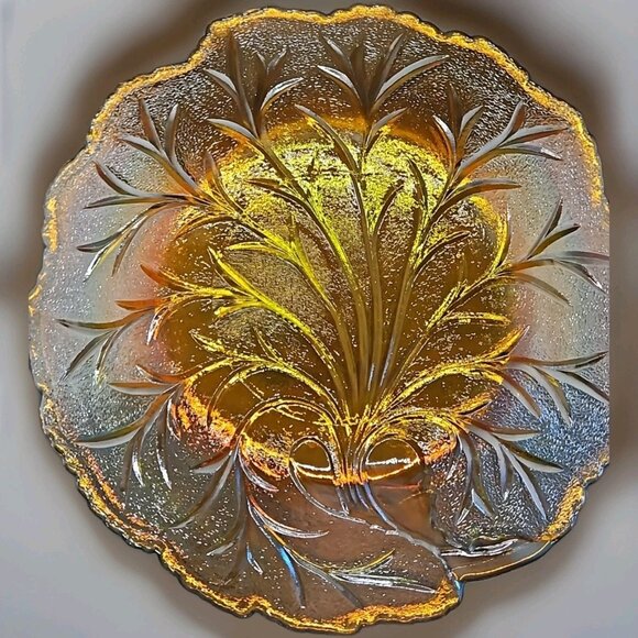 Vtg Carnival Indiana Glass Tree Of Life Iridescent 10” Scallop Serving Plate - Picture 2 of 3